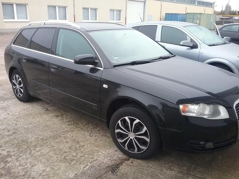 Schwarz Gebraucht 2006 Audi A4 Kombi | 1.800 € (Superpreis) - Bild 1/4