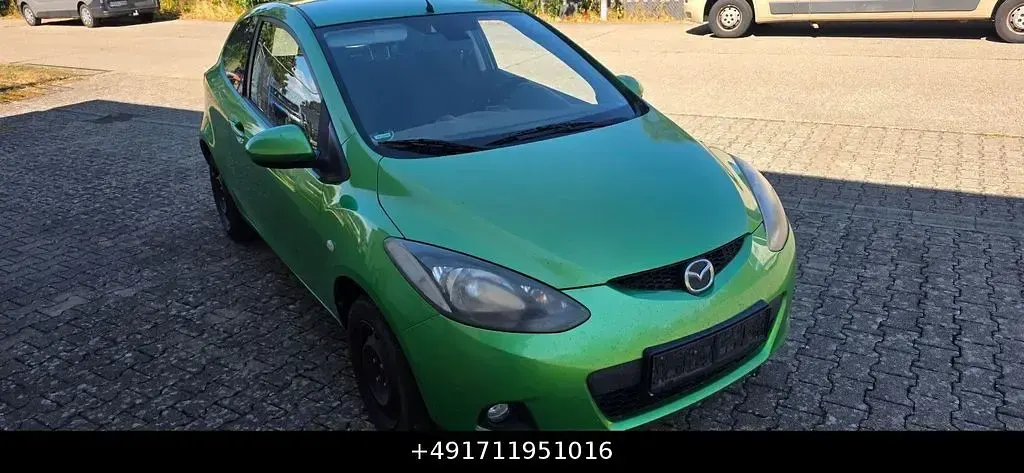 Gebraucht Mazda 2 Inclusive 86 PS (63 kW) 2008 Grün Kleinwagen