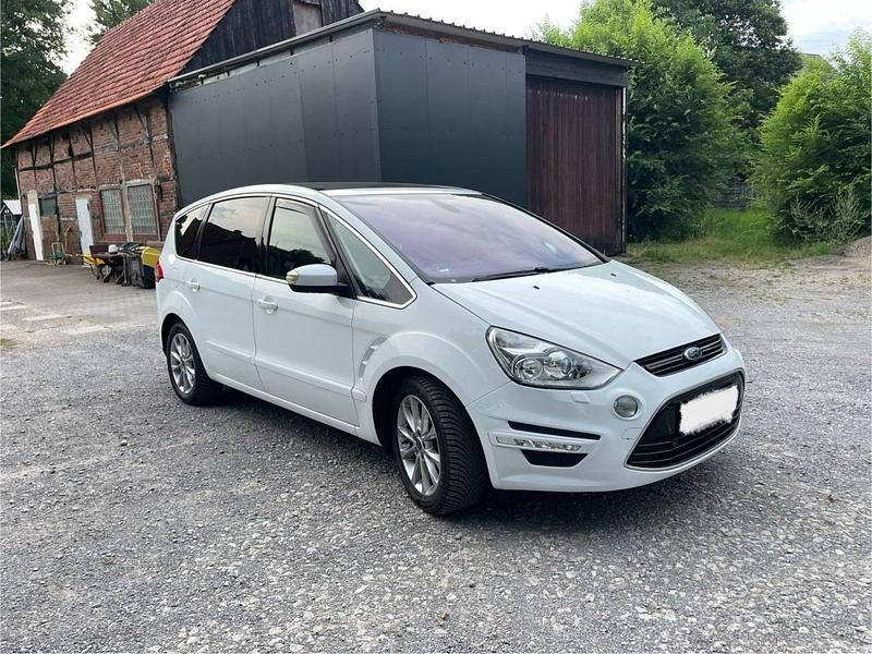Weiß Gebraucht 2012 Ford S-MAX S Van / Kleinbus | 6.700 € (Fairer Preis) - Bild 1/4