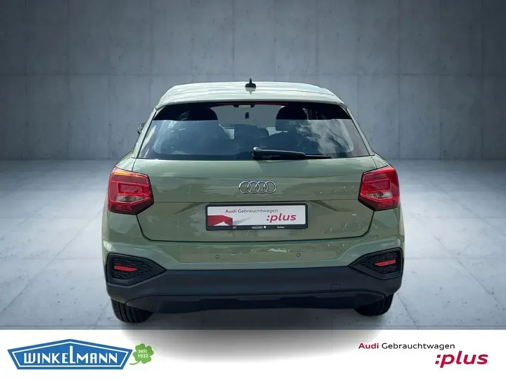 Usata Audi Q2 Comfort 150 CV (110 kW) 2022 Verde SUV