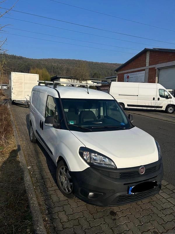 Gebraucht Fiat Doblò 88 PS (64 kW) 2021 Weiß Van / Kleinbus