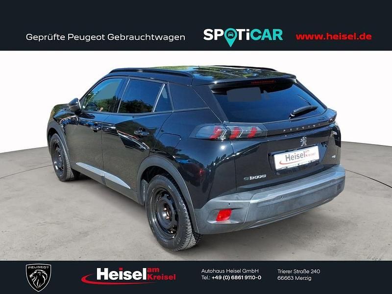 Gebraucht Peugeot e-2008 Allure 100 kW (136 PS) 2021 Schwarz SUV
