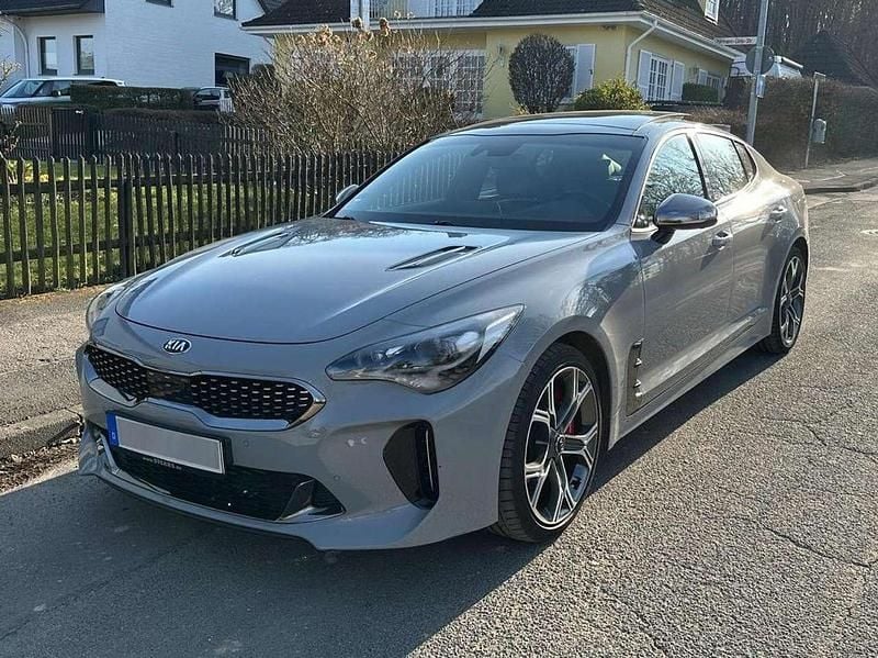 Gebraucht Kia Stinger GT 366 PS (269 kW) 2018 Grau Kleinwagen