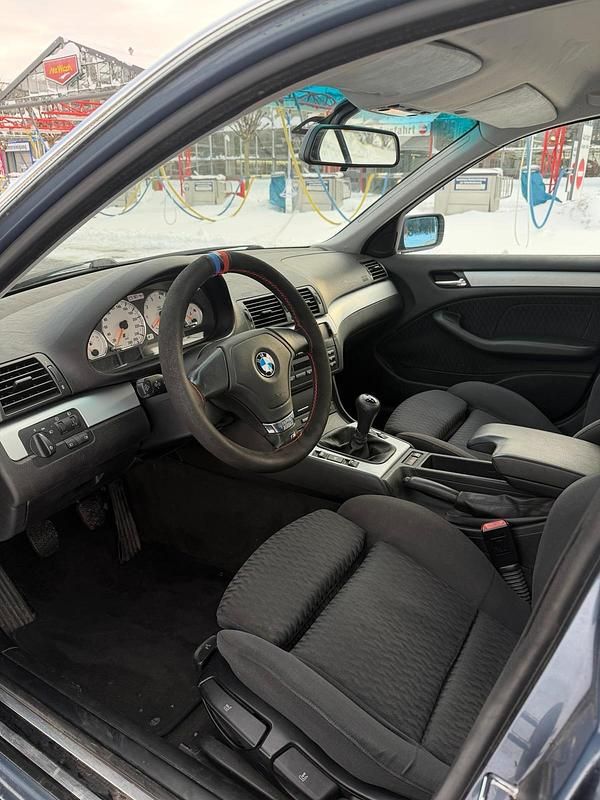 Gebraucht BMW 323 Sport Line 170 PS (125 kW) 1998 Grau Limousine