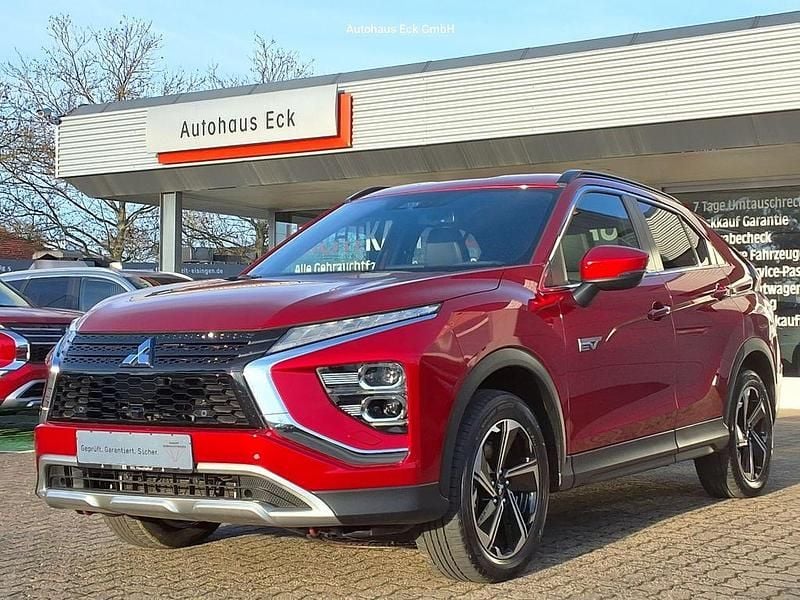 Rot Gebraucht 2024 Mitsubishi Eclipse Cross Plus SUV | 24.900 € (Superpreis) - Bild 1/4