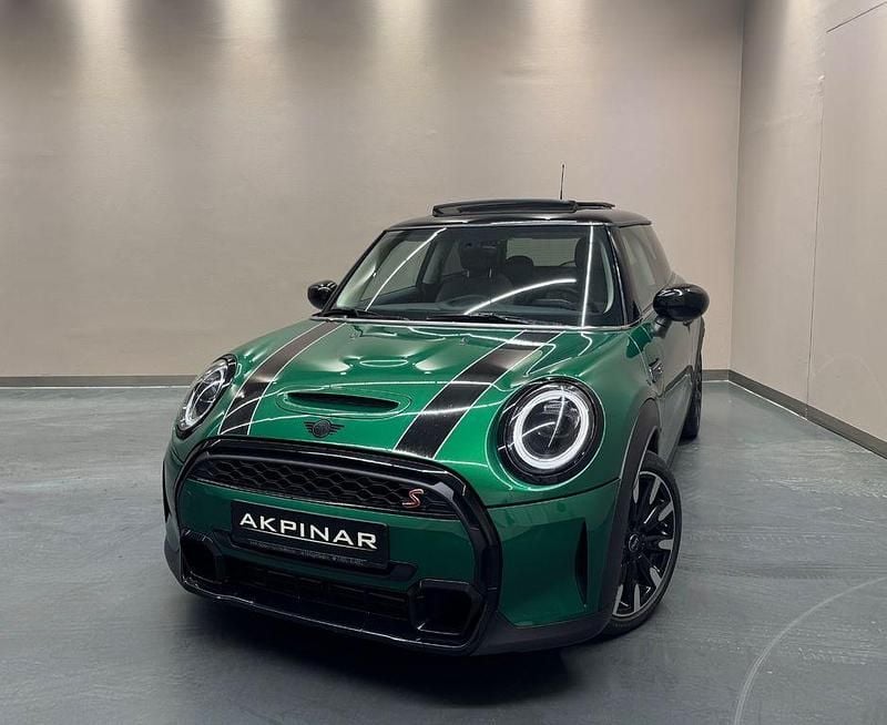 Grün Gebraucht 2021 Mini Cooper S Kleinwagen | 24.790 € (Guter Preis) - Bild 1/4