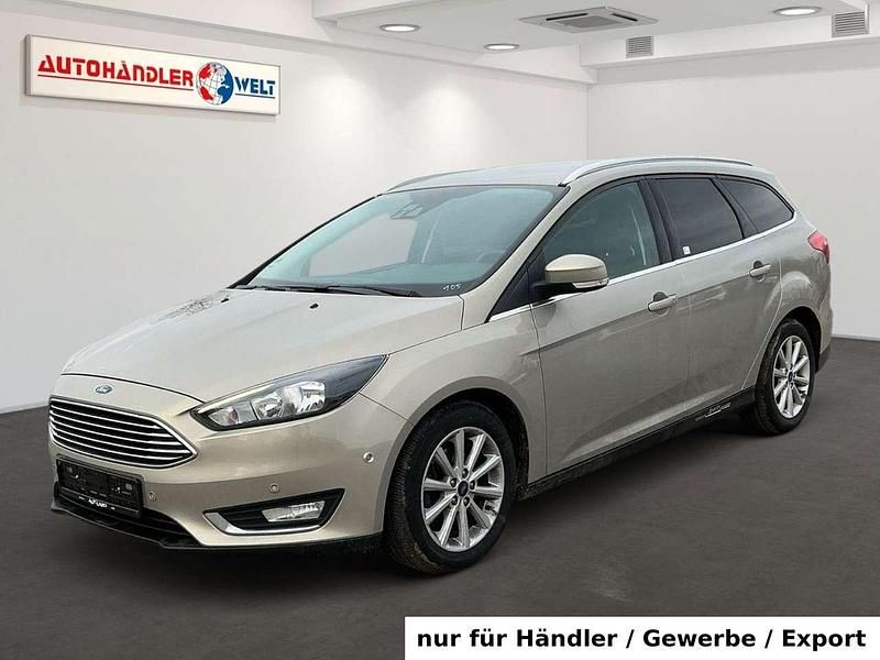 Gebraucht Ford Focus Titanium 125 PS (91 kW) 2017 Silber Kombi