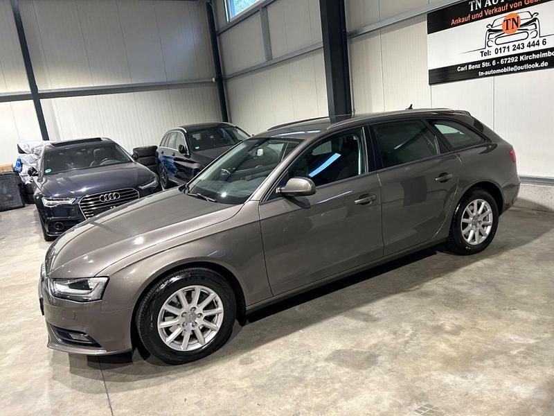 Gebraucht Audi A4 Ambiente 190 PS (139 kW) 2015 Grau Kombi