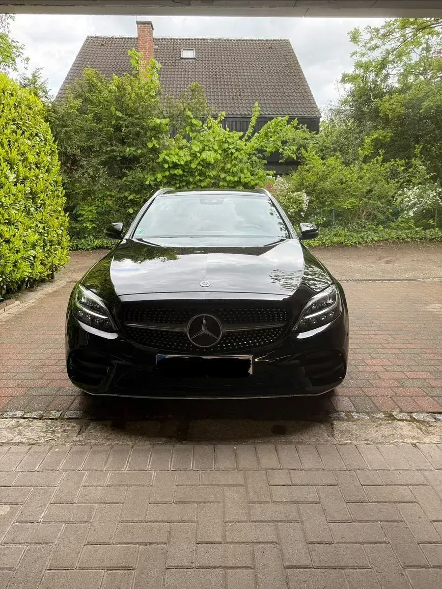 Gebraucht Mercedes C220 AMG line 194 PS (142 kW) 2020 Schwarz Kombi