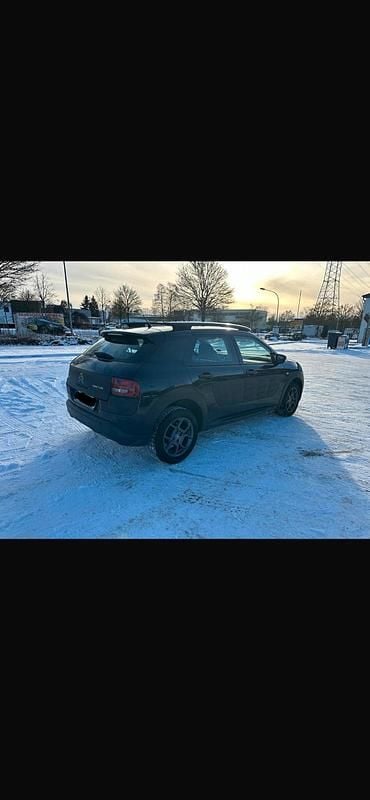 Gebraucht Citroën C4 Cactus 110 PS (80 kW) 2015 Schwarz Kleinwagen