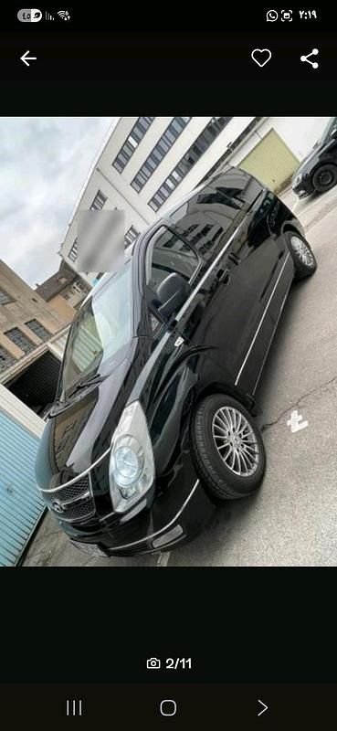 Gebraucht Hyundai H-1 170 PS (125 kW) 2011 Schwarz Van / Kleinbus