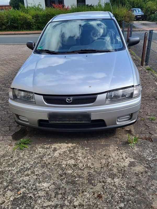 Silber Gebraucht 1998 Mazda 323 Kleinwagen | 1.450 € (Fairer Preis) - Bild 1/4
