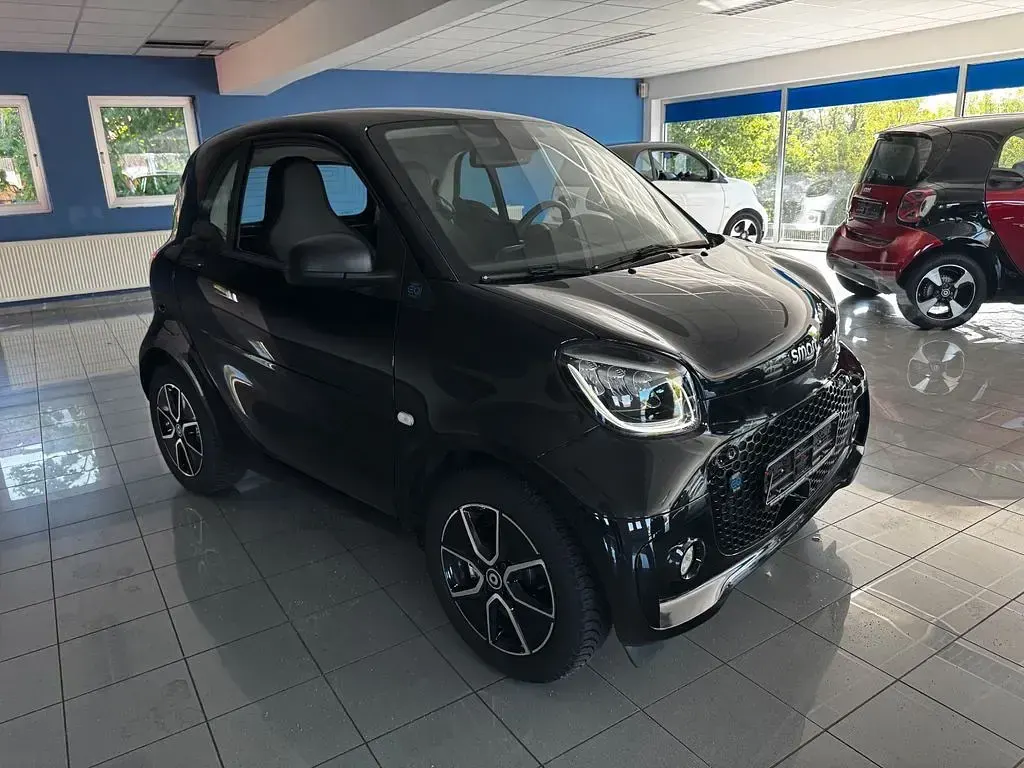 Gebraucht Smart ForTwo Electric Drive 60 kW (82 PS) 2024 Schwarz Coupé