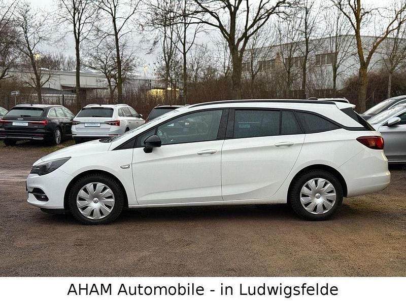 Gebraucht Opel Astra Business 122 PS (89 kW) 2021 Weiß Kombi