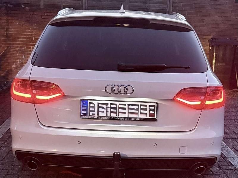 Second-hand Audi A4 S-Line 204 CP (150 kW) 2014 Alb Break