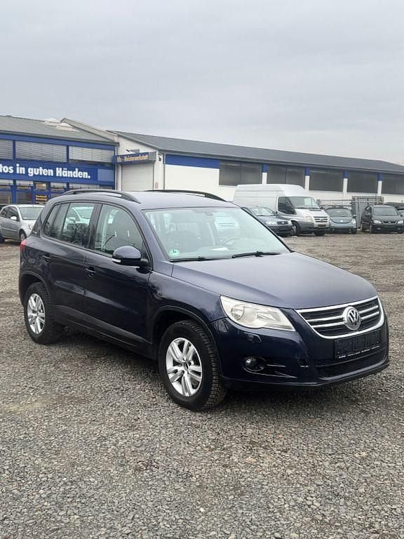 Blau Gebraucht 2011 VW Tiguan Freestyle SUV | 6.500 € (Guter Preis) - Bild 1/4