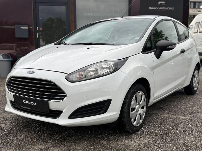 Weiß Gebraucht 2014 Ford Fiesta Ambiente Kleinwagen | 2.980 € (Guter Preis) - Bild 1/4