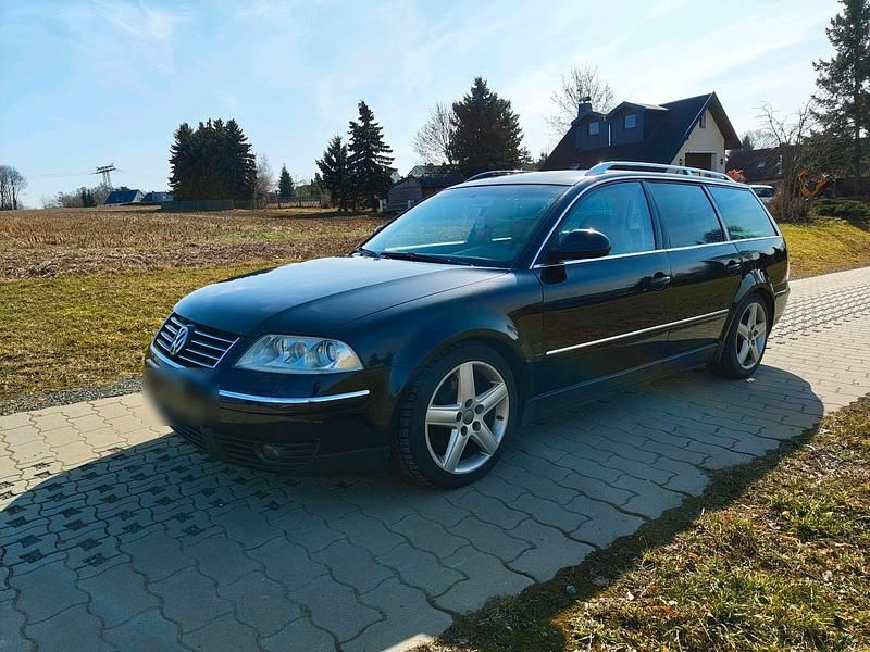 Gebraucht VW Passat Highline 150 PS (110 kW) 2001 Schwarz Kombi