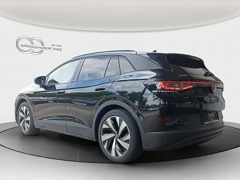 Gebraucht VW ID.4 Pro Performance 150 kW (204 PS) 2023 Grenadillschwarz metallic SUV