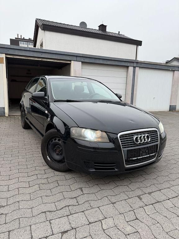 Gebraucht Audi A3 Attraction 140 PS (102 kW) 2007 Schwarz Kleinwagen