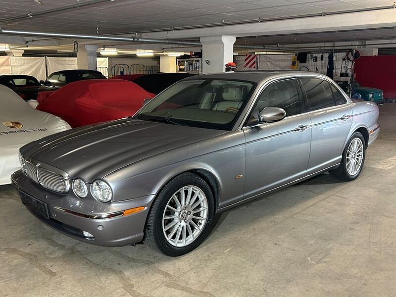 Lunar grey Gebraucht 2006 Jaguar XJ6 Classic Limousine | 12.995 € (Teuer) - Bild 1/4