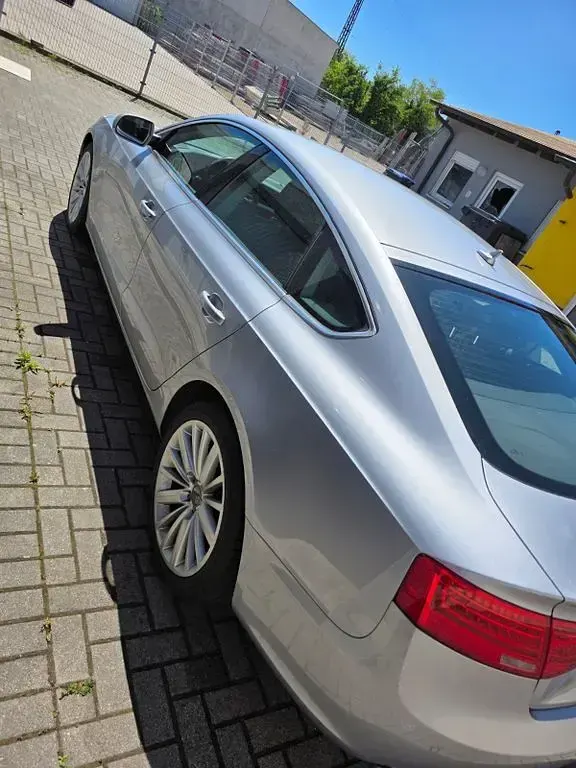 Gebraucht Audi A5 Sportback Design 136 PS (100 kW) 2016 Silber Kleinwagen
