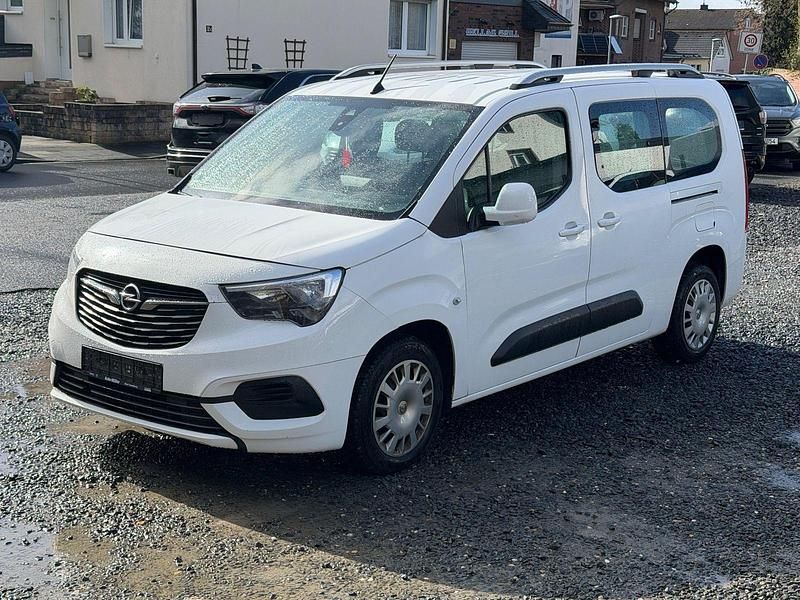 Gebraucht Opel Combo Life Edition 102 PS (75 kW) 2018 Weiß Van / Kleinbus