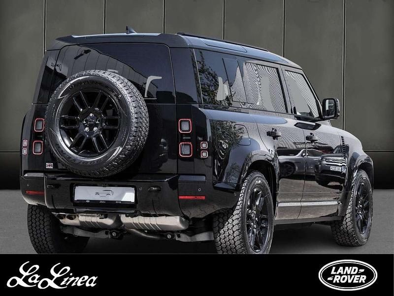 Neu Land Rover Defender SE Dynamic 249 PS (183 kW) 2026 Schwarz SUV