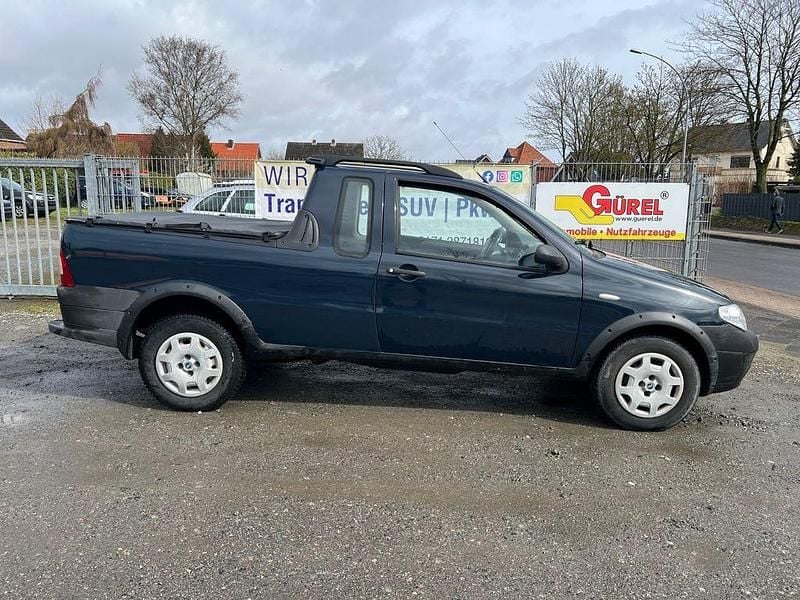 Gebraucht Fiat Strada 84 PS (61 kW) 2007 Blau Pickup