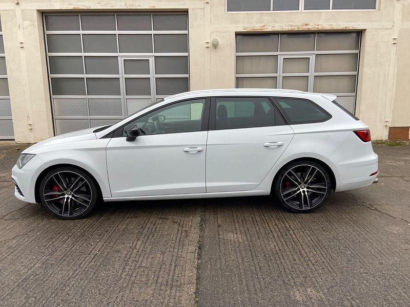 Gebraucht Seat Leon 4Drive 300 PS (220 kW) 2017 Weiß Kombi