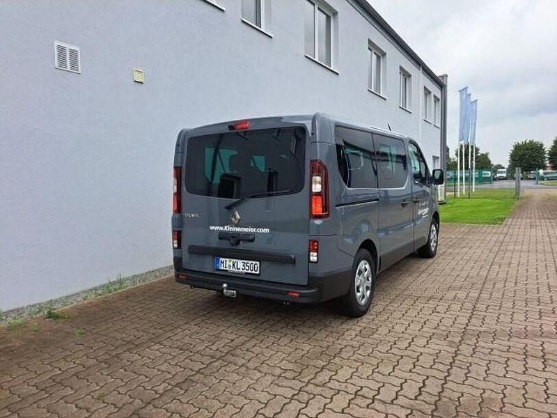 Gebraucht Renault Trafic Life 150 PS (110 kW) 2024 Schiefergrau Van / Kleinbus