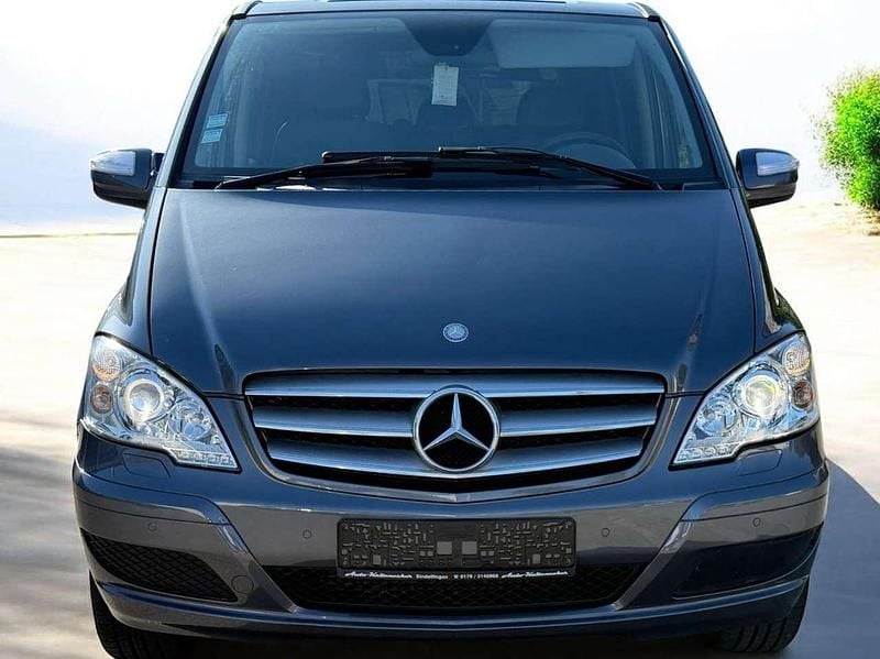 Gebraucht Mercedes Viano 163 PS (119 kW) 2013 Grau Van / Kleinbus