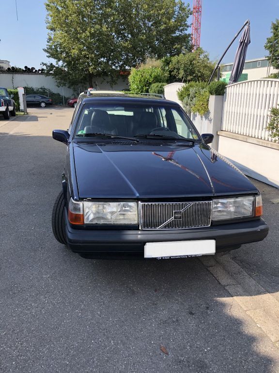 Blau Gebraucht 1996 Volvo 940 Kombi | 13.500 € (Fairer Preis) - Bild 1/4
