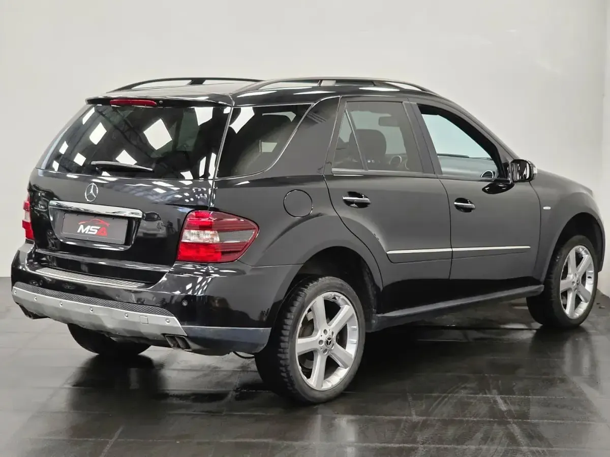 Gebraucht Mercedes ML420 Edition 306 PS (225 kW) 2008 Schwarz SUV