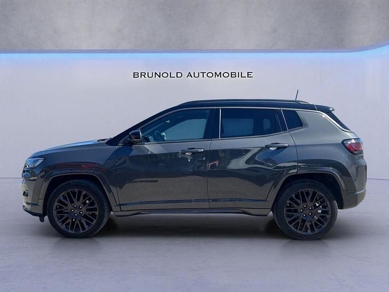 Usado Jeep Compass 150 HP (110 kW) 2022 Cinzento SUV
