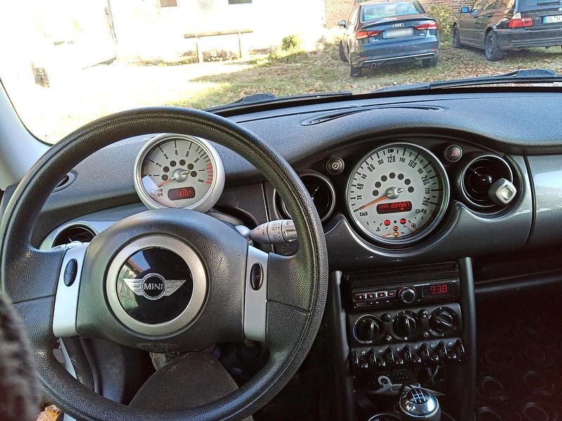 Gebraucht Mini ONE 90 PS (66 kW) 2006 Silber Kleinwagen