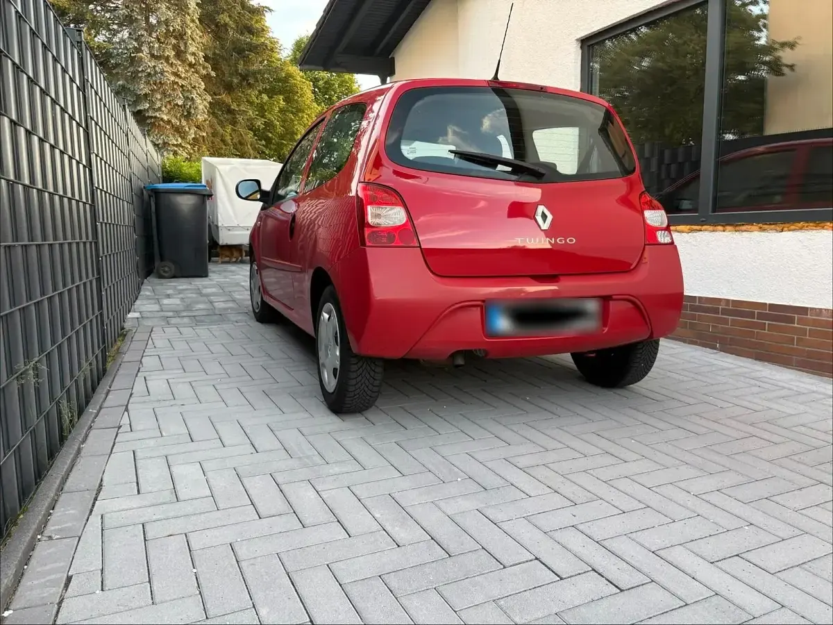 Gebraucht Renault Twingo 75 PS (55 kW) 2011 Rot Kleinwagen