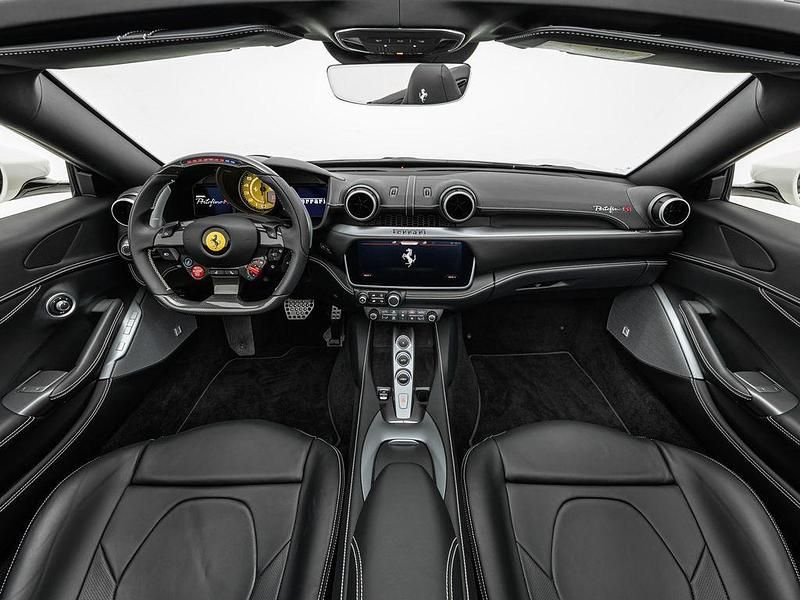 Gebraucht Ferrari Portofino 620 PS (456 kW) 2023 Bianco avus Cabrio