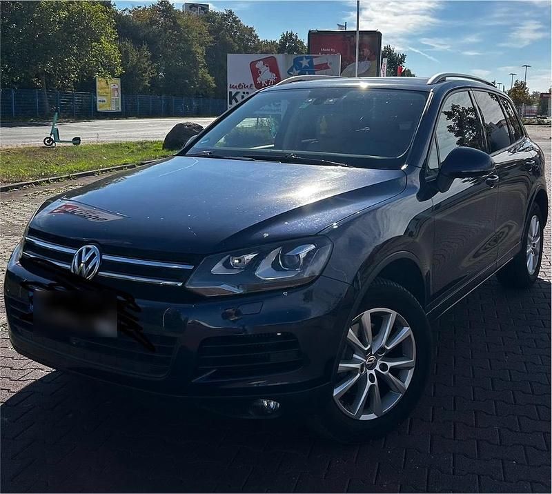 Blau Gebraucht 2013 VW Touareg SUV | 15.500 € (Fairer Preis) - Bild 1/4