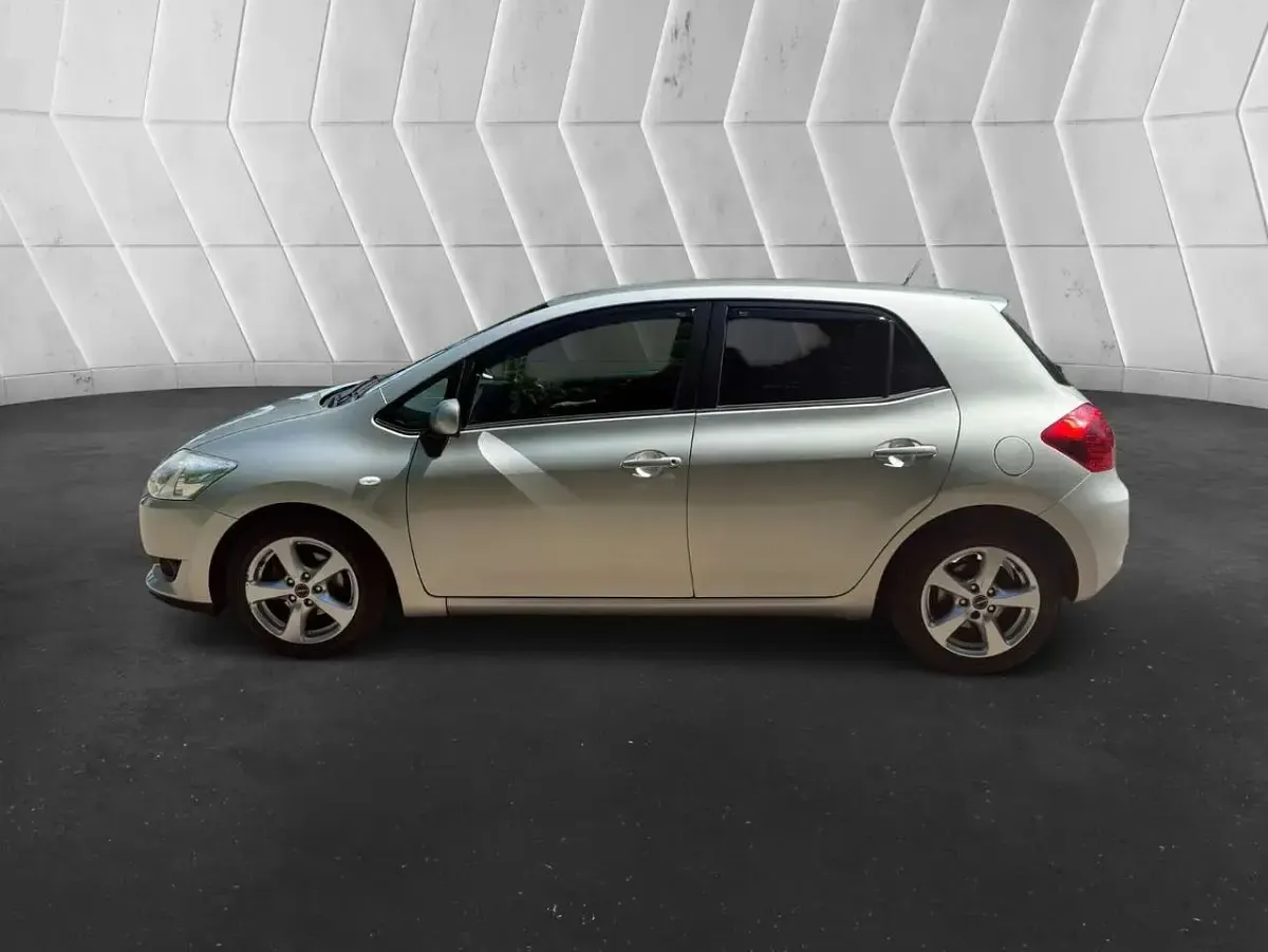 Gebraucht Toyota Auris 97 PS (71 kW) 2009 Kleinwagen