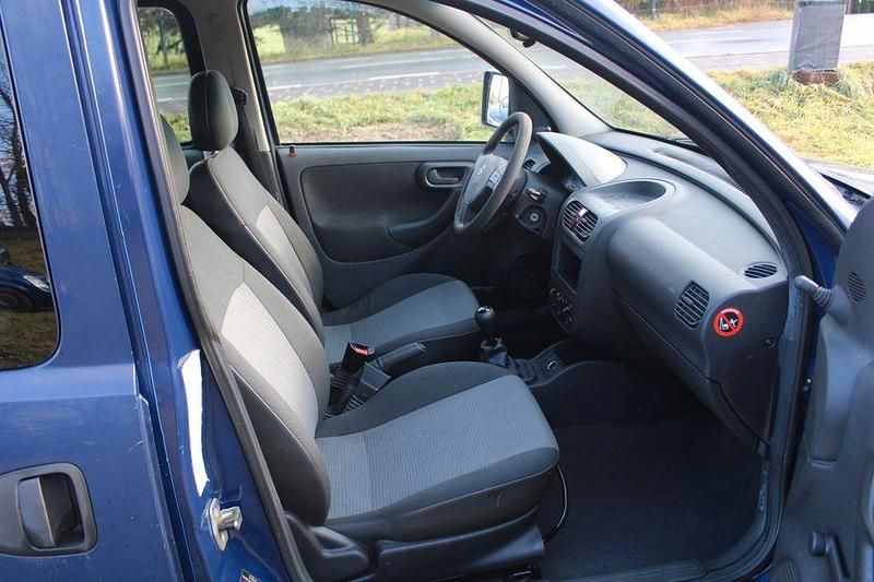 Usata Opel Combo 75 CV (55 kW) 2009 Blu Monovolume