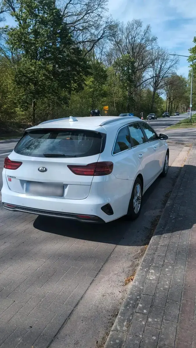 Używany Kia Ceed 115 KM (84 kW) 2020 Biały Hatchback