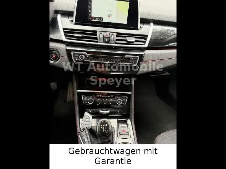 Gebraucht BMW 218 Active Tourer Sport Line 136 PS (100 kW) 2017 Rot Van / Kleinbus