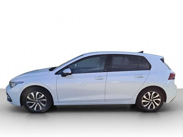 Gebraucht VW Golf VIII Active 150 PS (110 kW) 2023 Oryxweiß perlmutteffekt Limousine