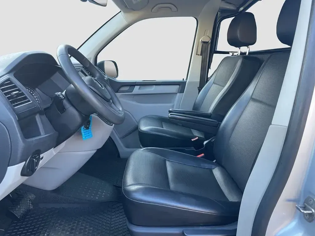 Usata VW Transporter 150 CV (110 kW) 2018 Argento Furgone