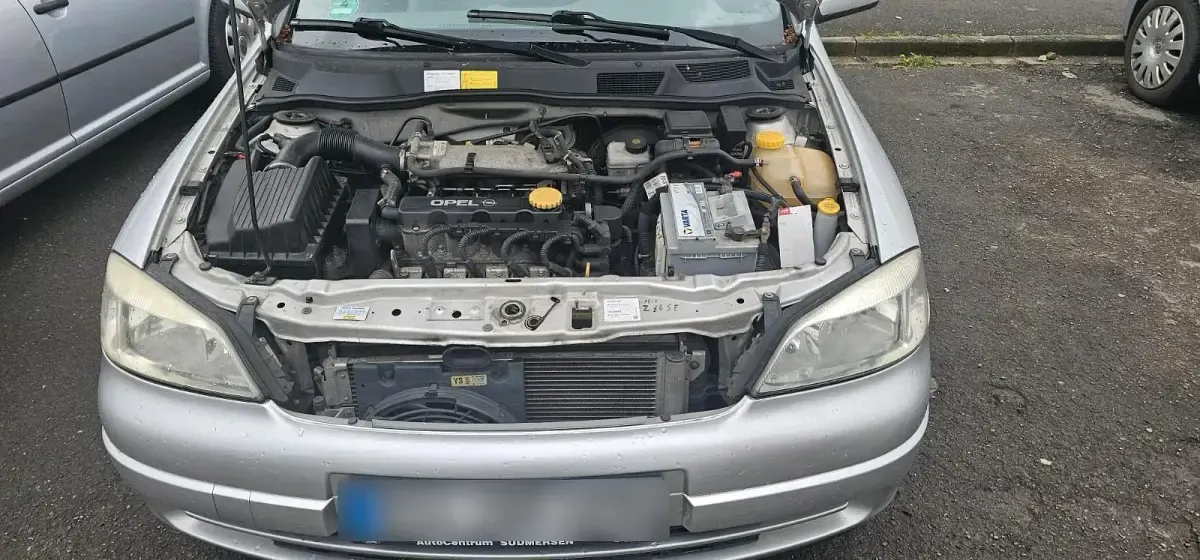 Second-hand Opel Astra 86 CP (63 kW) 2001 Argintiu Coupe