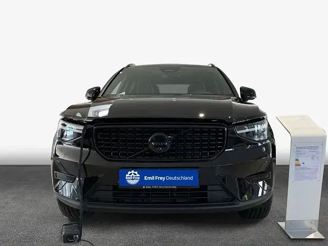 Gebraucht Volvo XC40 Plus 197 PS (144 kW) 2025 SUV