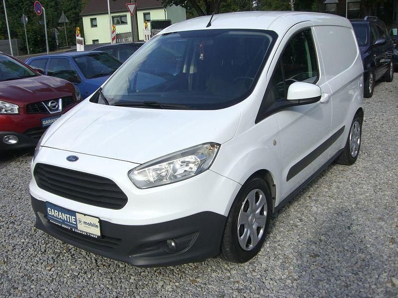 Gebraucht Ford Transit Trend 97 PS (71 kW) 2016 Weiß Van / Kleinbus