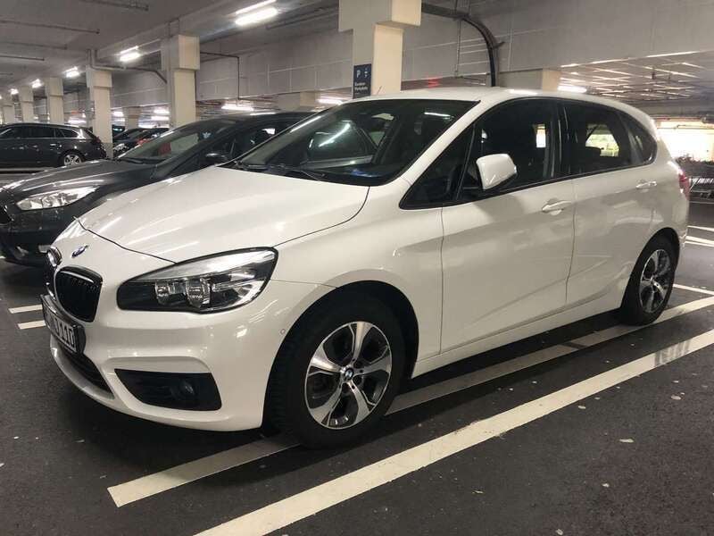 Gebraucht 2015 BMW 218 Kombi | 7.999 € - Bild 1/4