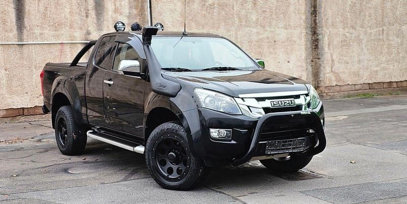 Schwarz Gebraucht 2016 Isuzu D-Max SUV | 15.500 € (Superpreis) - Bild 1/4